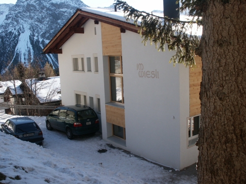 Das Haus von Aussen 02